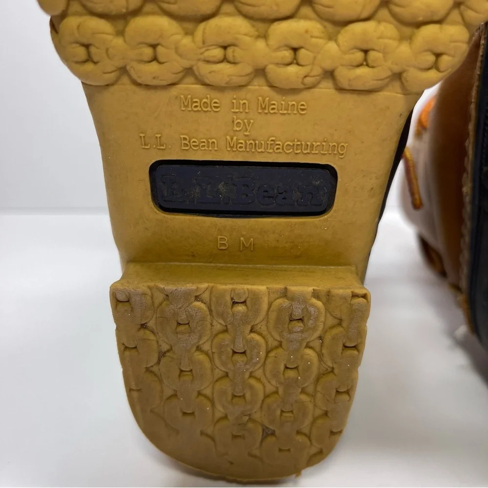 L.L Bean‎ Women’s Bean Boots 8” Navy Tan Size 6M